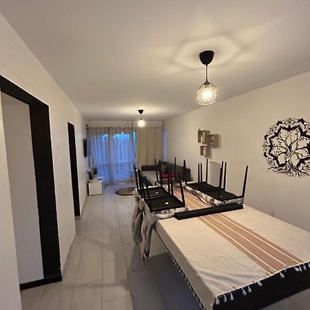 Appartement Ping-Pong Proche Gare Gagny Buitenkant foto